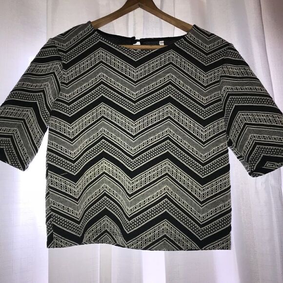 Chevron Striped Top - Picture 7 of 11
